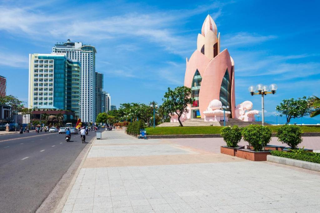 Den Long Do Hotel Nha Trang Luaran gambar