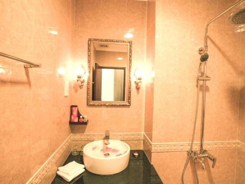 Den Long Do Hotel Nha Trang Luaran gambar
