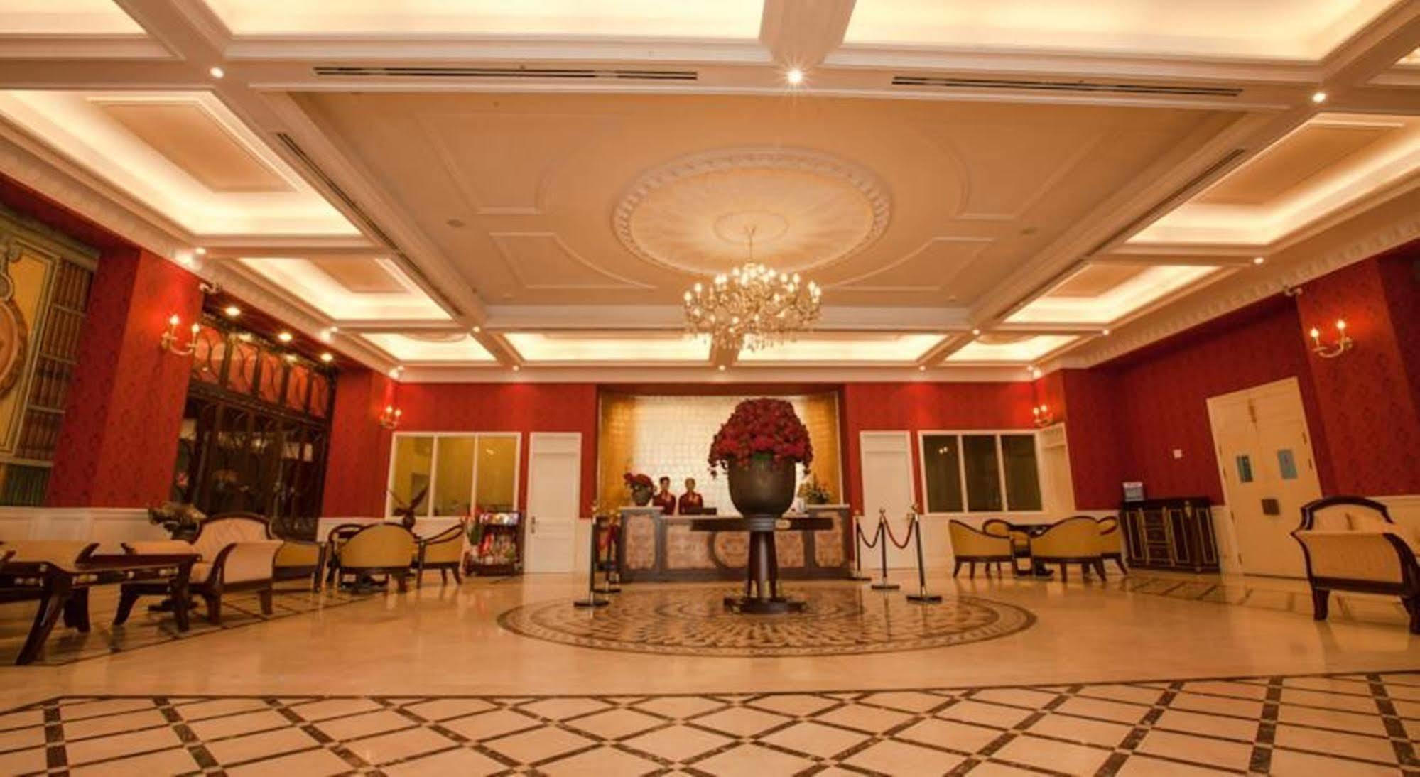 Den Long Do Hotel Nha Trang Luaran gambar