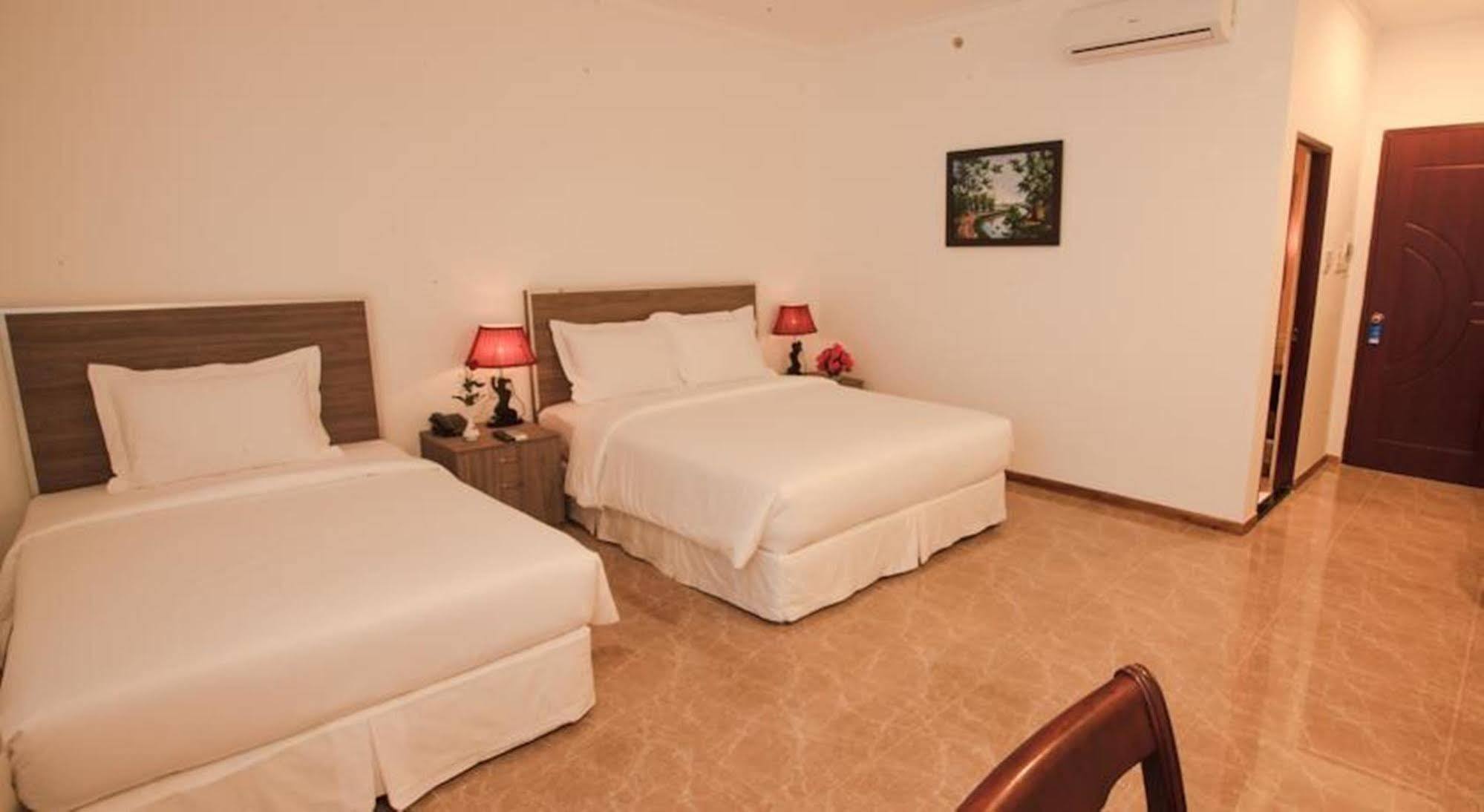 Den Long Do Hotel Nha Trang Luaran gambar