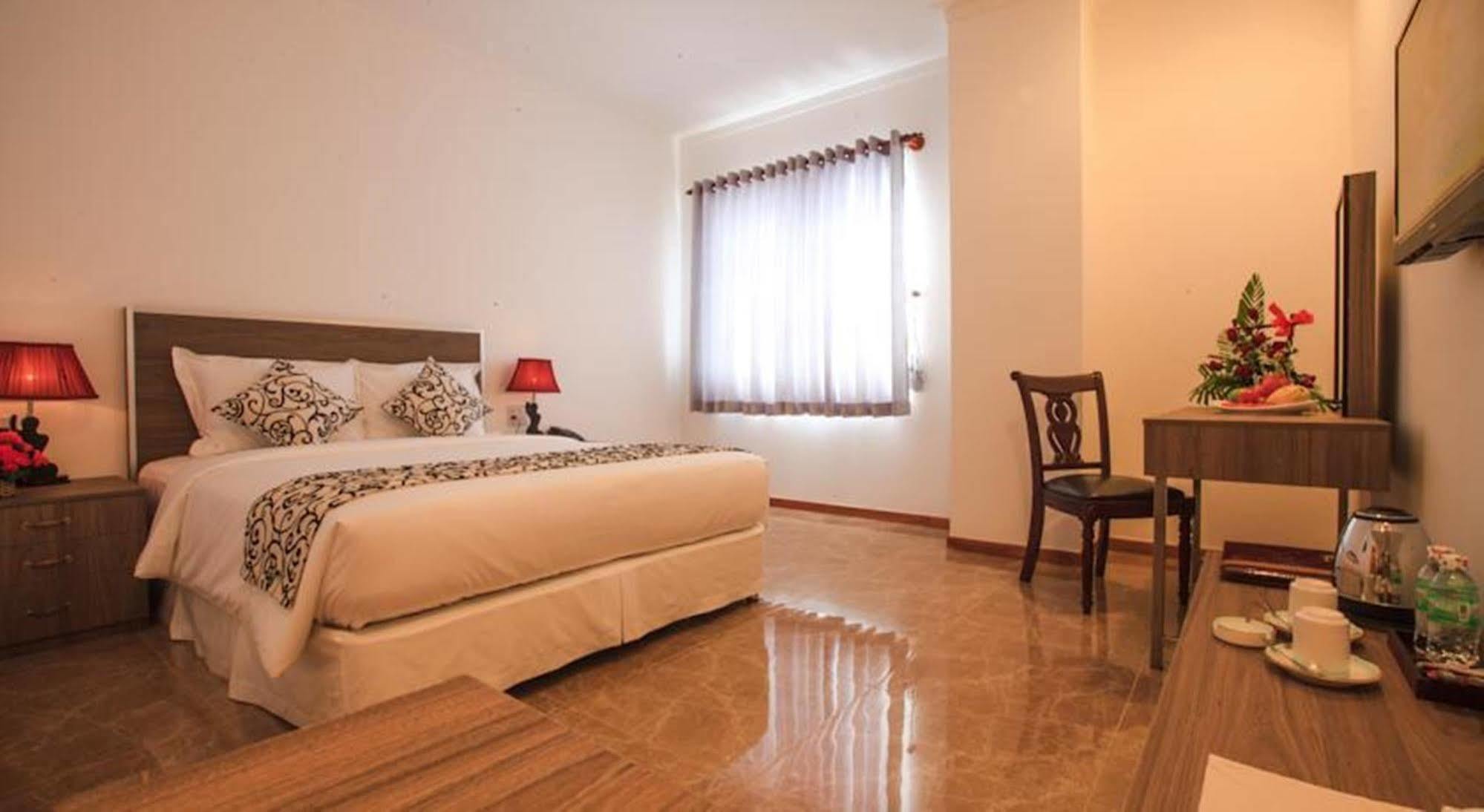 Den Long Do Hotel Nha Trang Luaran gambar
