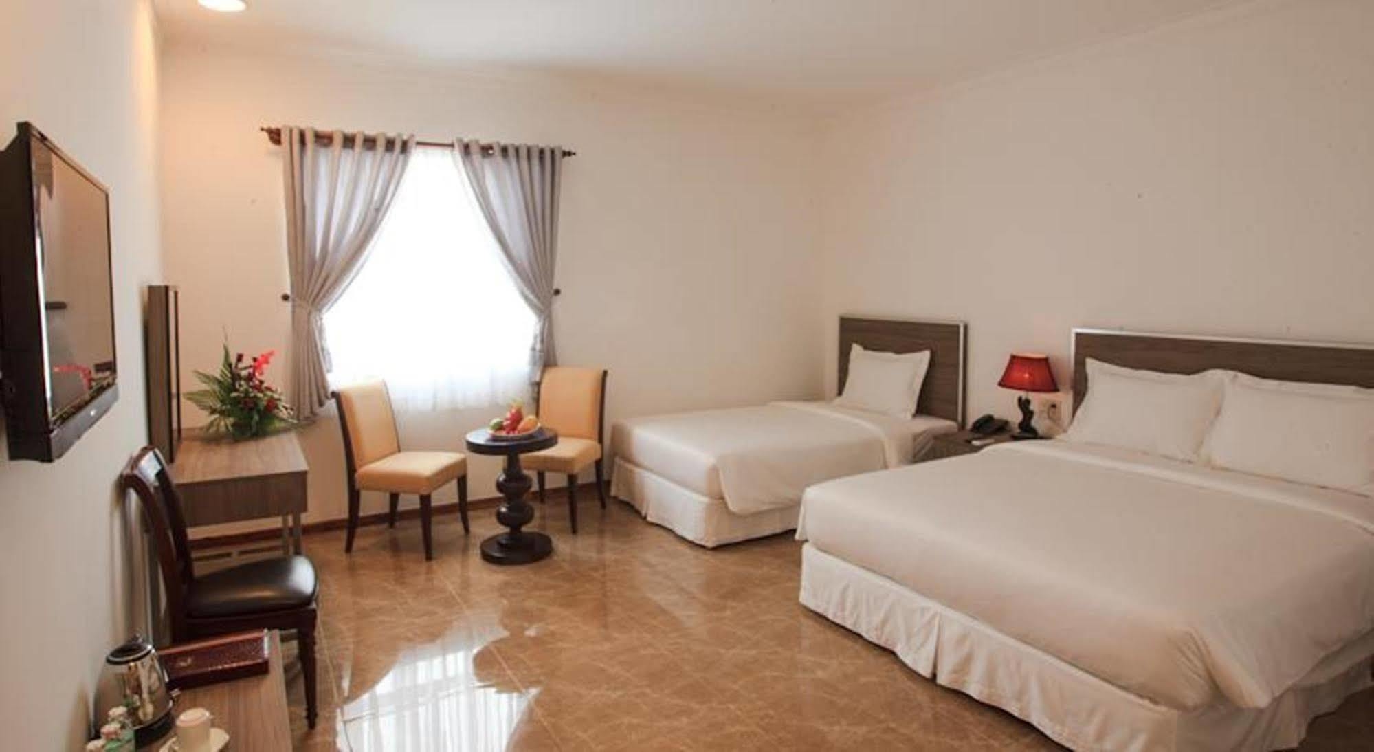 Den Long Do Hotel Nha Trang Luaran gambar