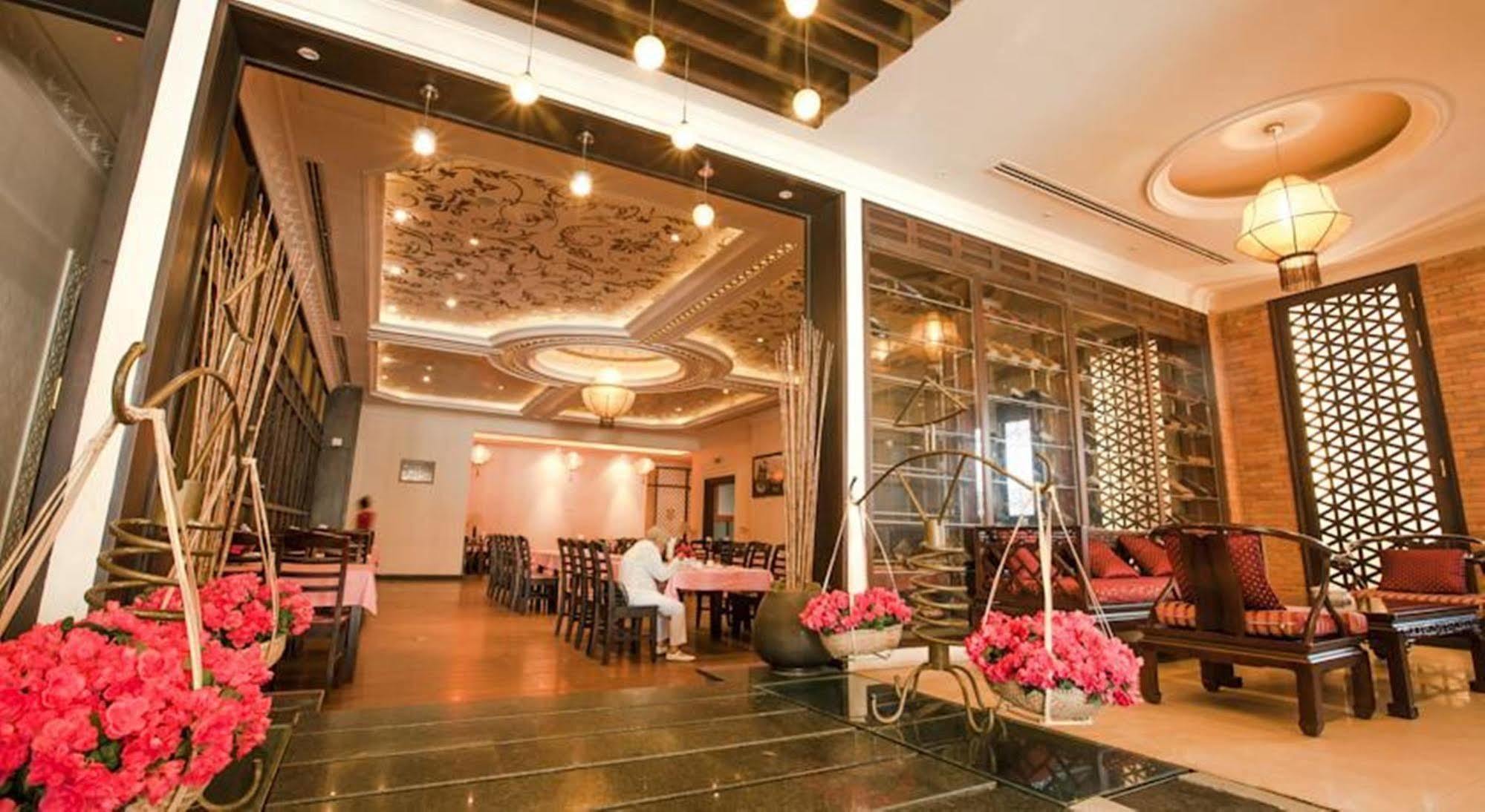Den Long Do Hotel Nha Trang Luaran gambar